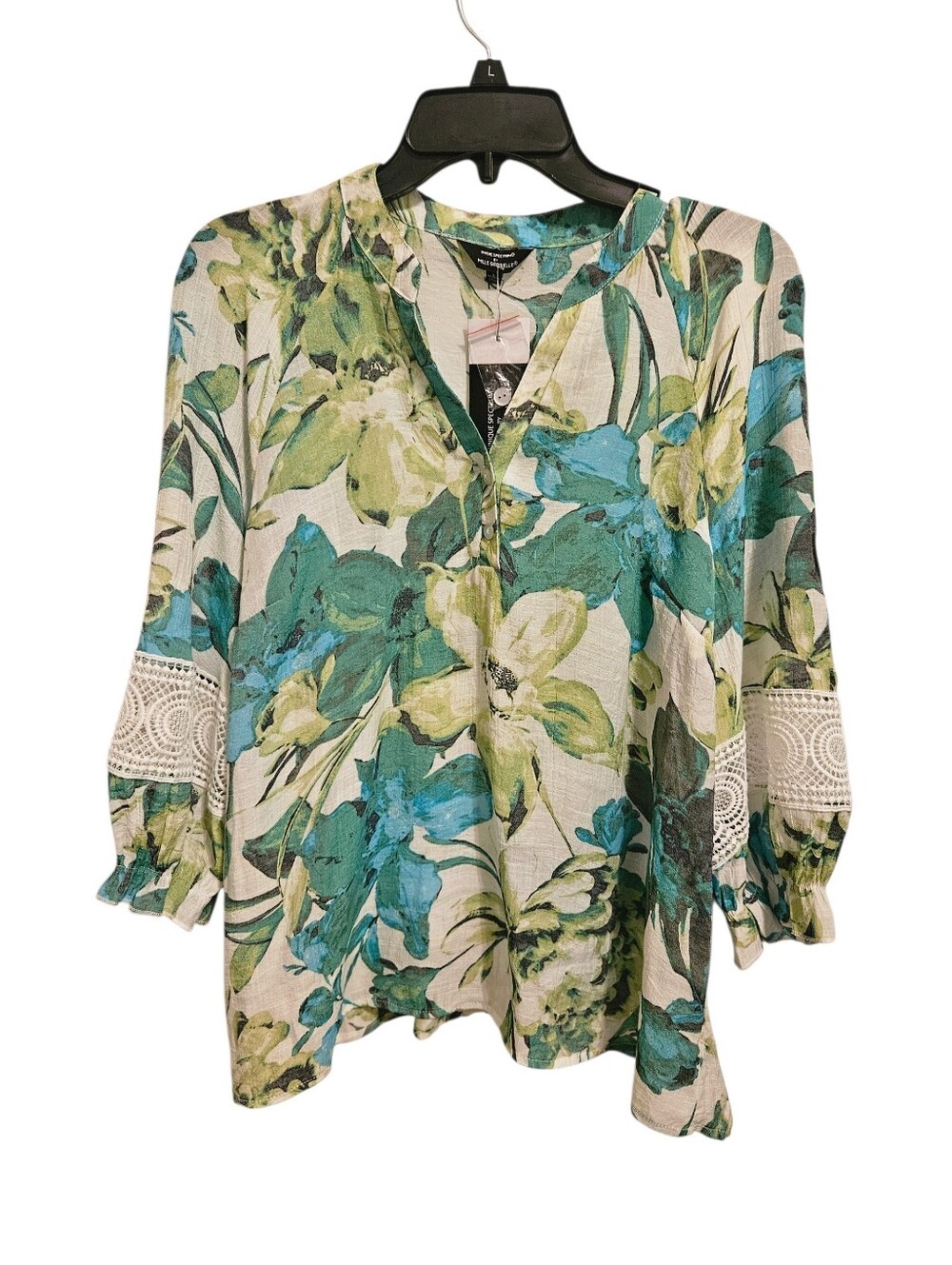 NEW MLLE GABRIELLE  Lg Green/White Floral Woman's Top 3/4 Sleeves W/Lace Insert